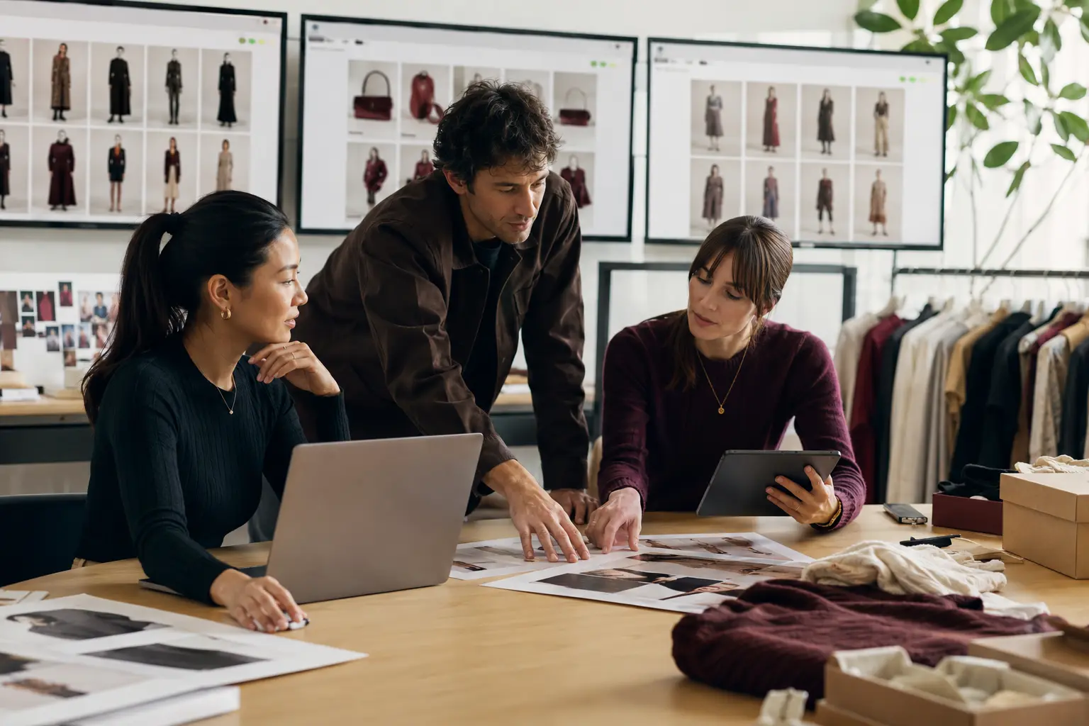 Digital Asset Management for Fashion Brands: A Practical Guide - Phil Halfmann Cross-functional team implementing digital asset management for fashion brands with a pilot collection