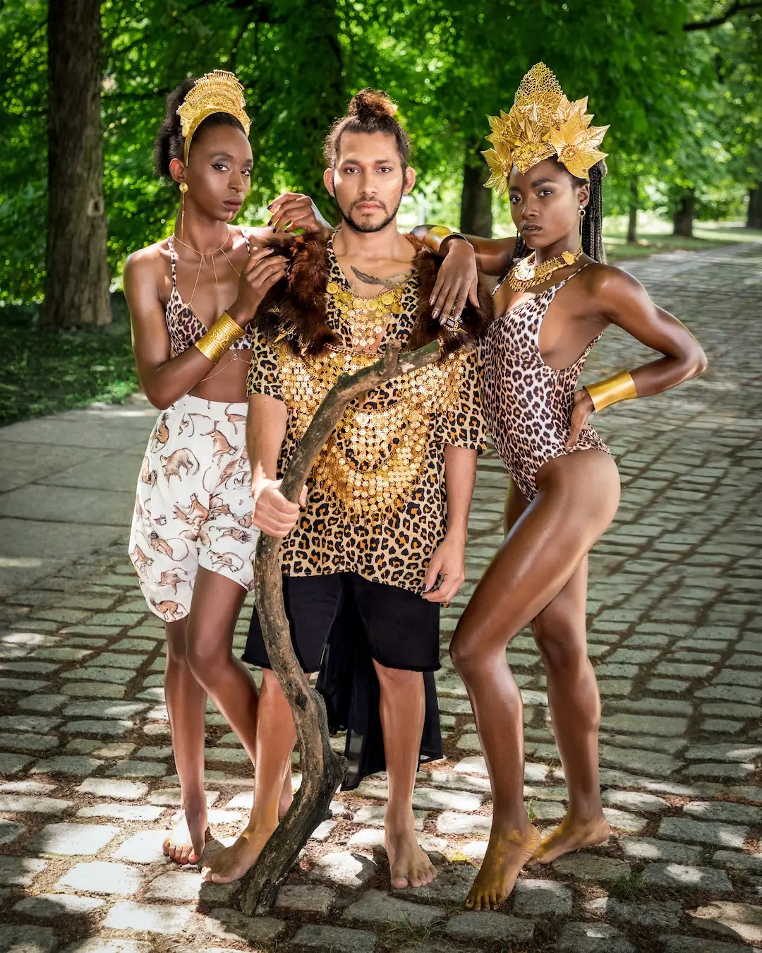 Sculptural Headpieces in Berlin: Building a Cohesive Fashion Editorial Across Six Models - Phil Halfmann Berlin headpiece fashion editorial with three models wearing sculptural gold pieces